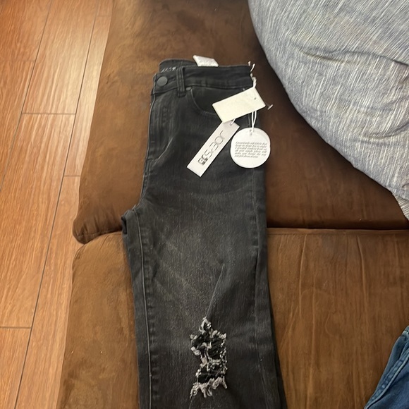 Joe’s Jeans girls high rise jeans - Picture 10 of 14